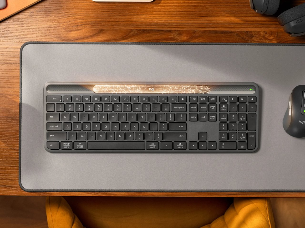 Signature Slim Solar+ K980
